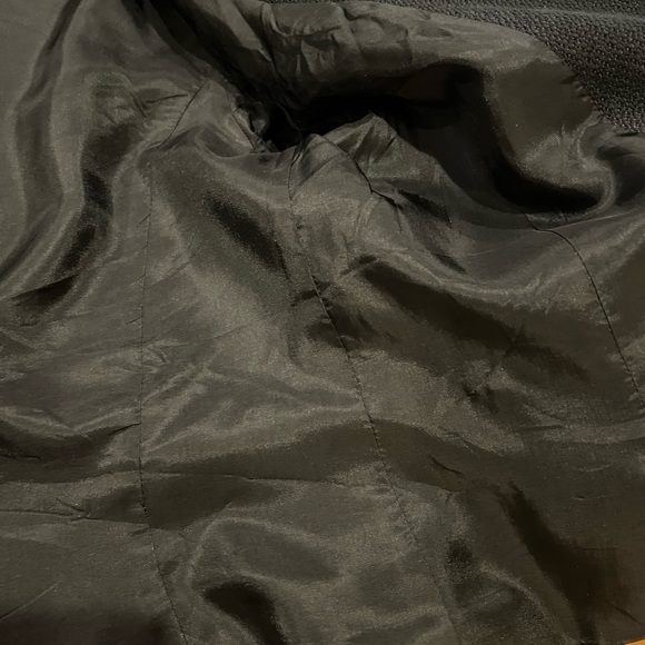 Ann Taylor Double Breasted Crop Black Lined Jacket, 3/4 length sleeves, size 8. - Picture 8 of 9